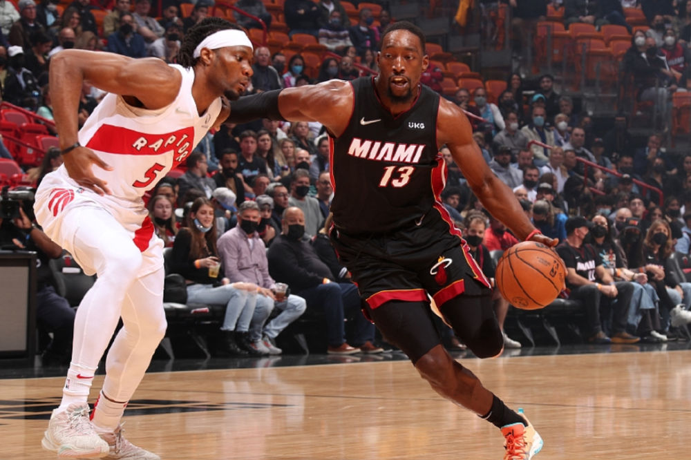  斯科蒂巴恩斯准三双猛龙击败公牛西亚卡姆复出贡献两双