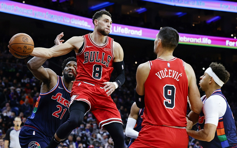  拉文三分绝杀公牛主场一分险胜活塞止连败